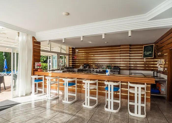 Apartamentos La Santa Maria